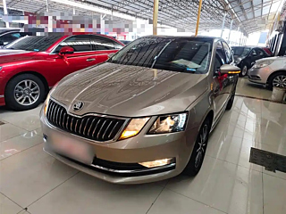 SKODA OCTAVIA  2018