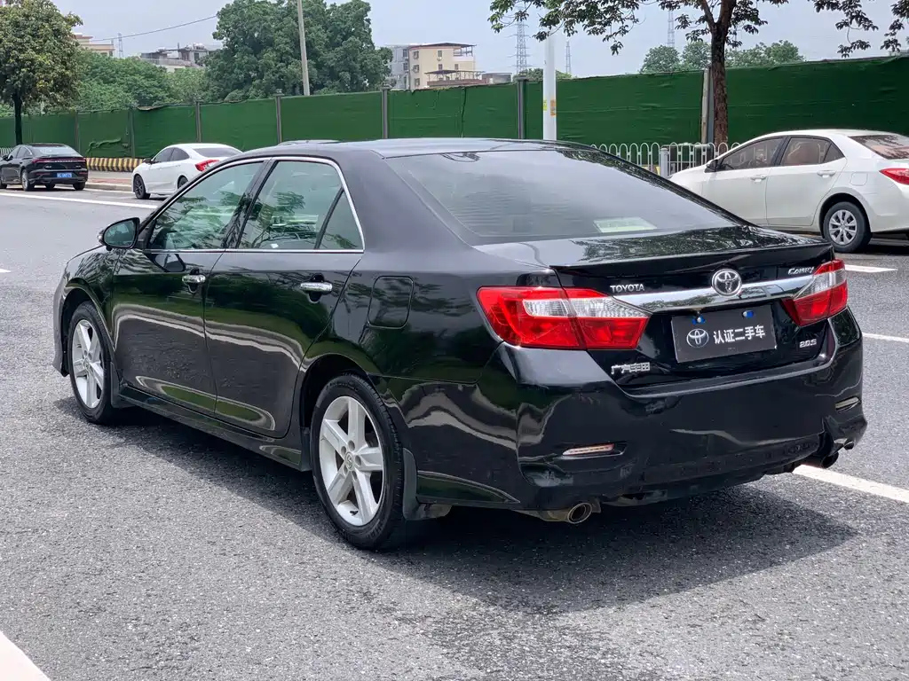 TOYOTA CAMRY 2012