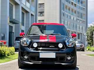 MINI JCW COUNTRYMAN  2013