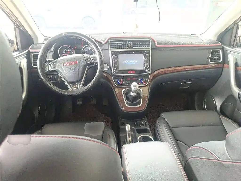 HAVAL H6 2015