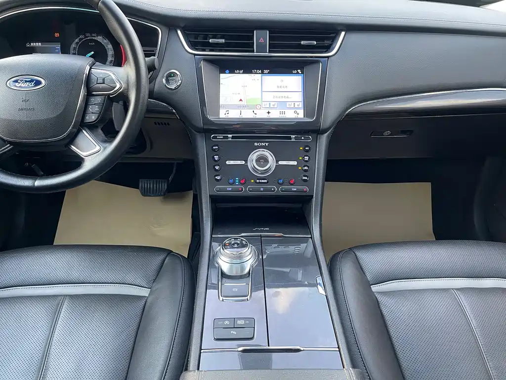FORD TAURUS 2017