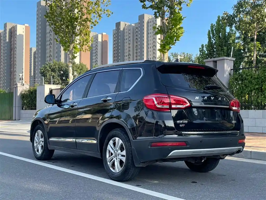 HAVAL H6 2015