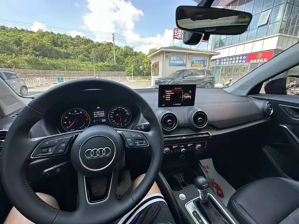 AUDI Q2L 2020