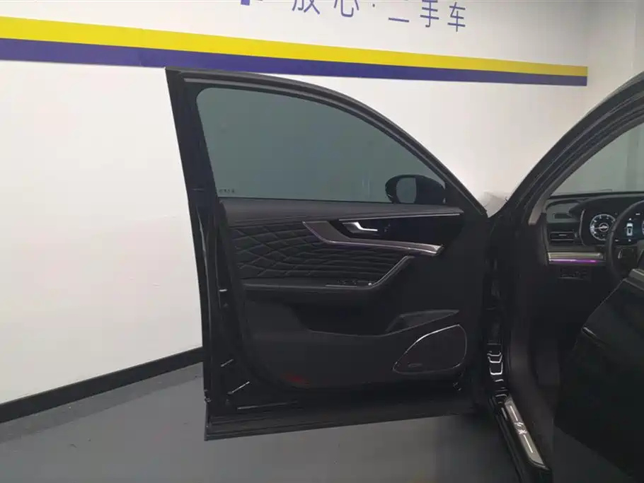 HONGQI HS5 2022