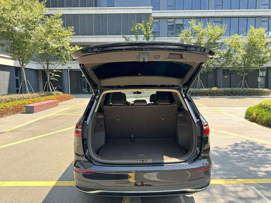 VOLKSWAGEN VILORAN 2021