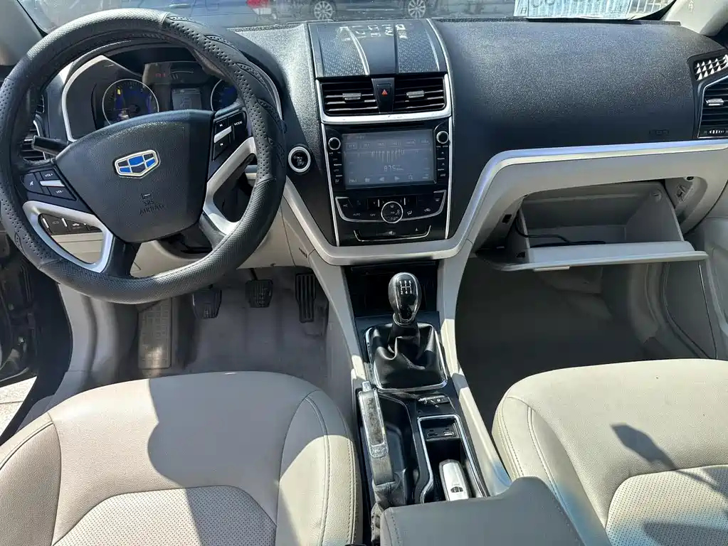 GEELY AUTO EMGRAND 2014