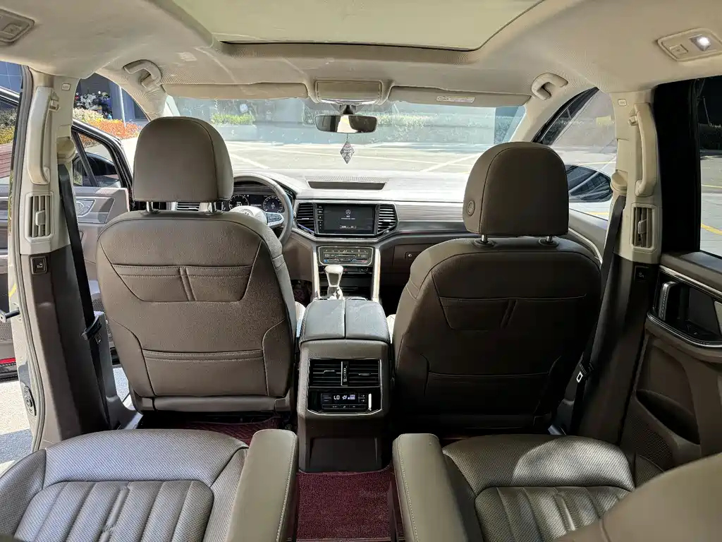 VOLKSWAGEN VILORAN 2021