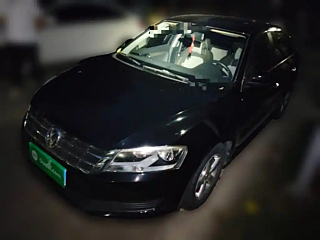 VOLKSWAGEN LAVIDA 2013