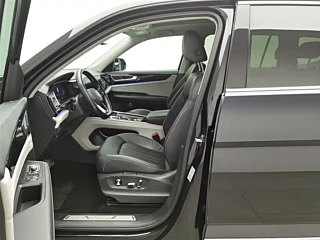 VOLKSWAGEN TOURAN 2022 YEAR 530 V6 4WD DELUXE EDITION 2022