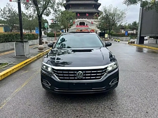 VOLKSWAGEN PASSAT 2019