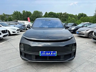 LI AUTO L8  2023