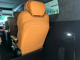 LEVC L380 2024 YEAR 140 6 SEATS 4WD ULTRA 2024