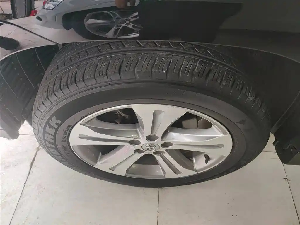 TOYOTA HIGHLANDER 2012