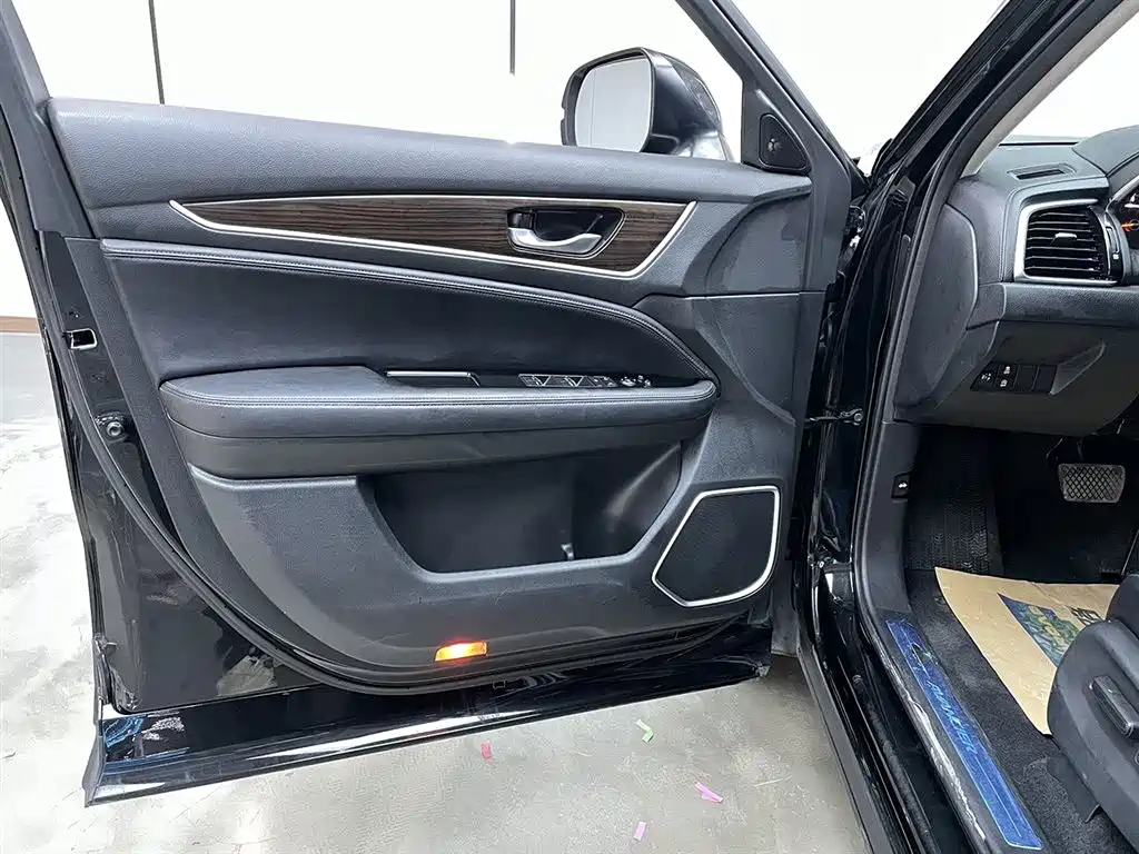 HONDA AVANCIER 2017