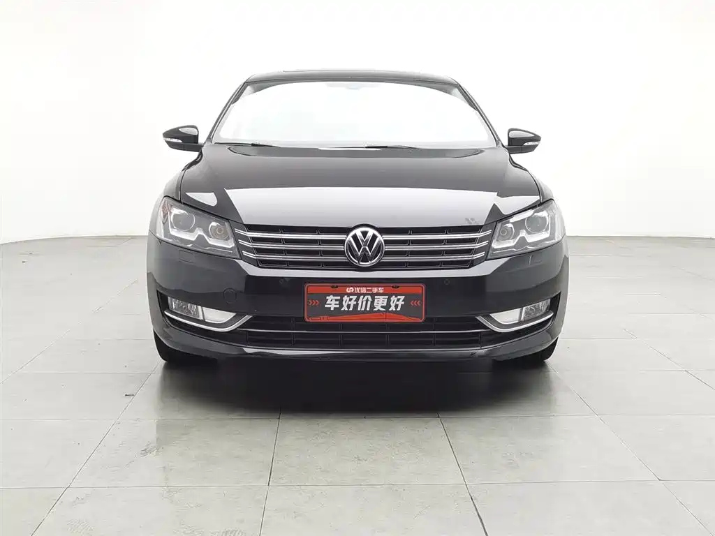 VOLKSWAGEN PASSAT 2015