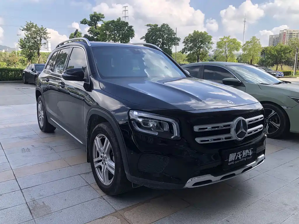 MERCEDES BENZ GLB 2022