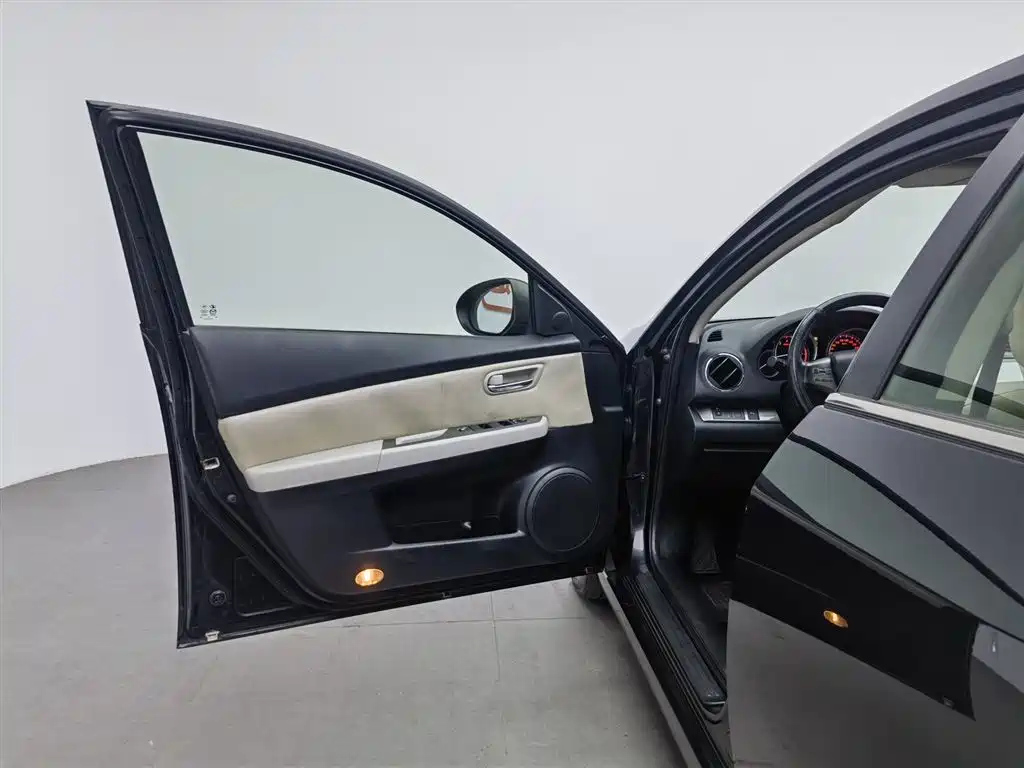 MAZDA MAZDA6 2012