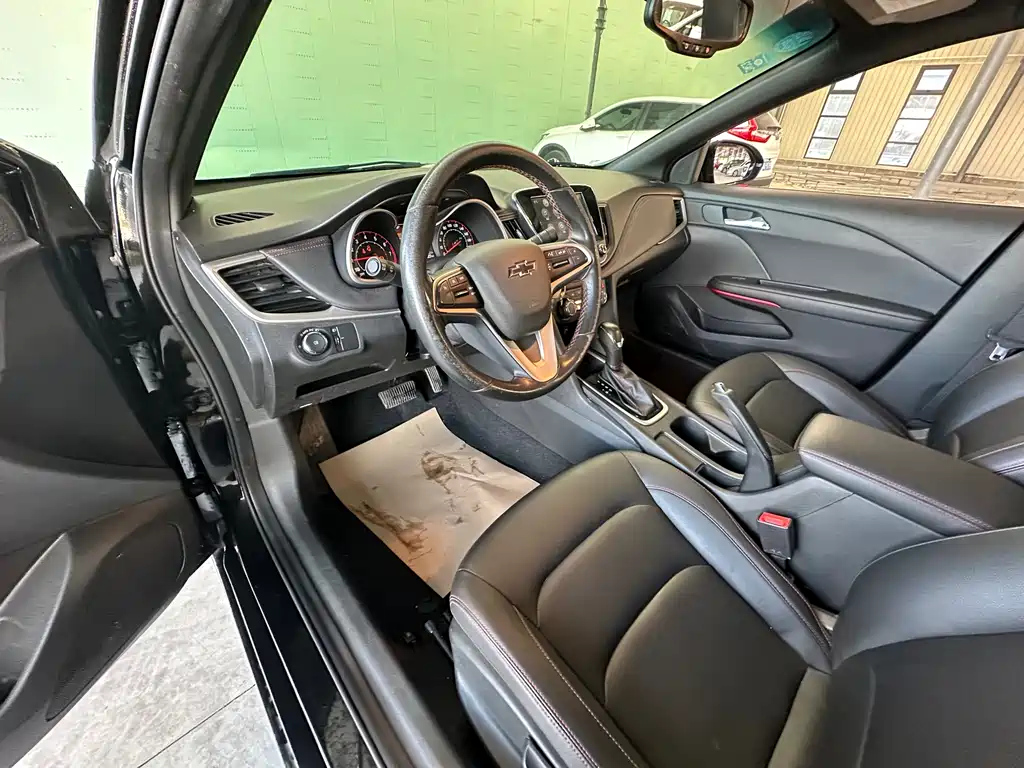 CHEVROLET CRUZE 2020