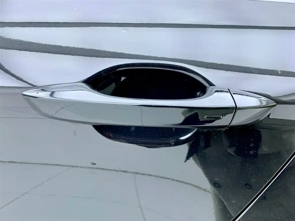 VOLKSWAGEN MAGOTAN 2025