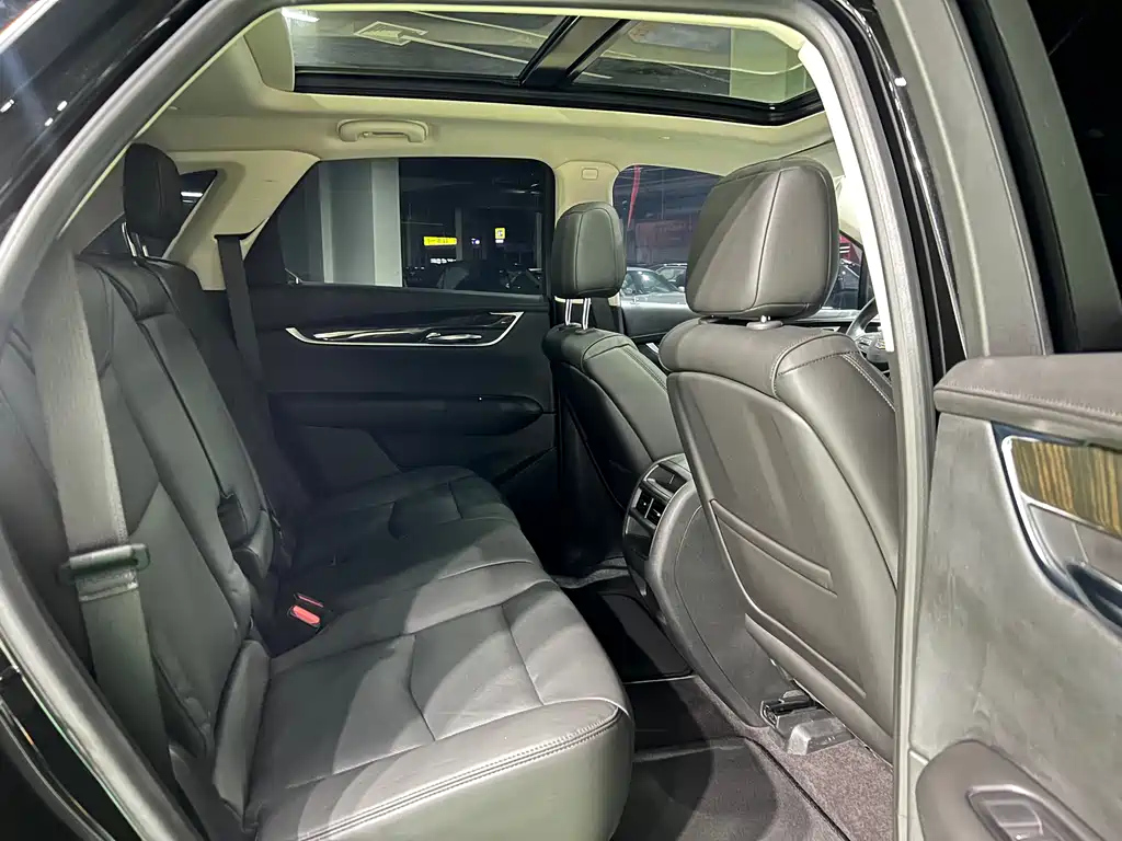 CADILLAC XT5 2016