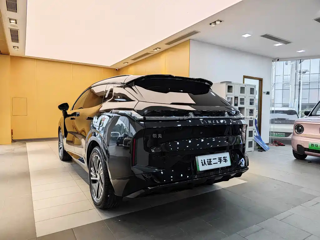 LYNK&CO 08 NEW ENERGY 2025