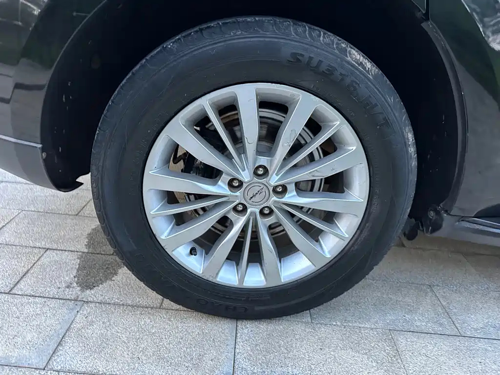 ZOTYE SR9 2017