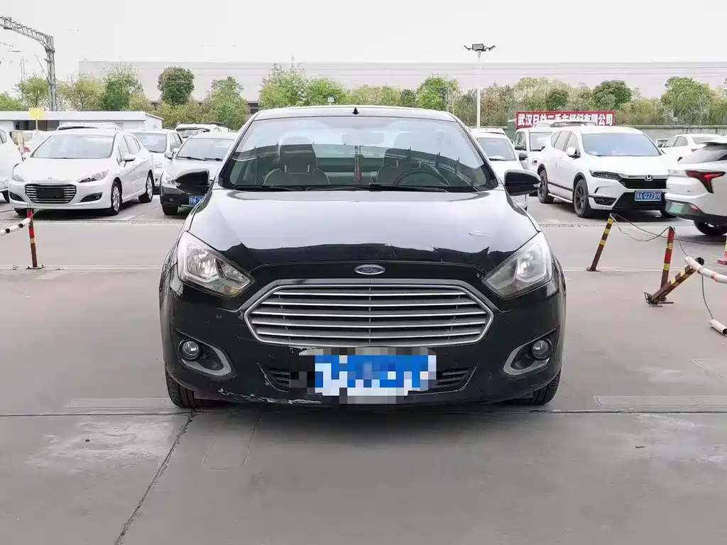 FORD ESCORT 2015