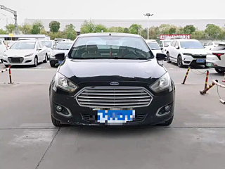 FORD ESCORT 2015
