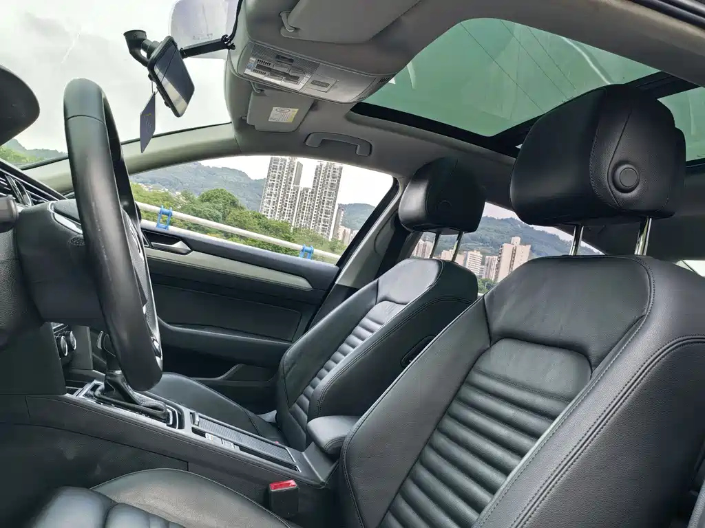 VOLKSWAGEN MAGOTAN 2017