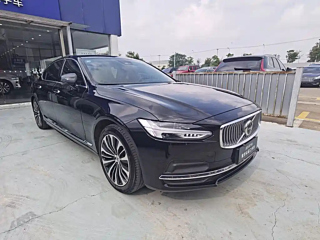 VOLVO S90 2023