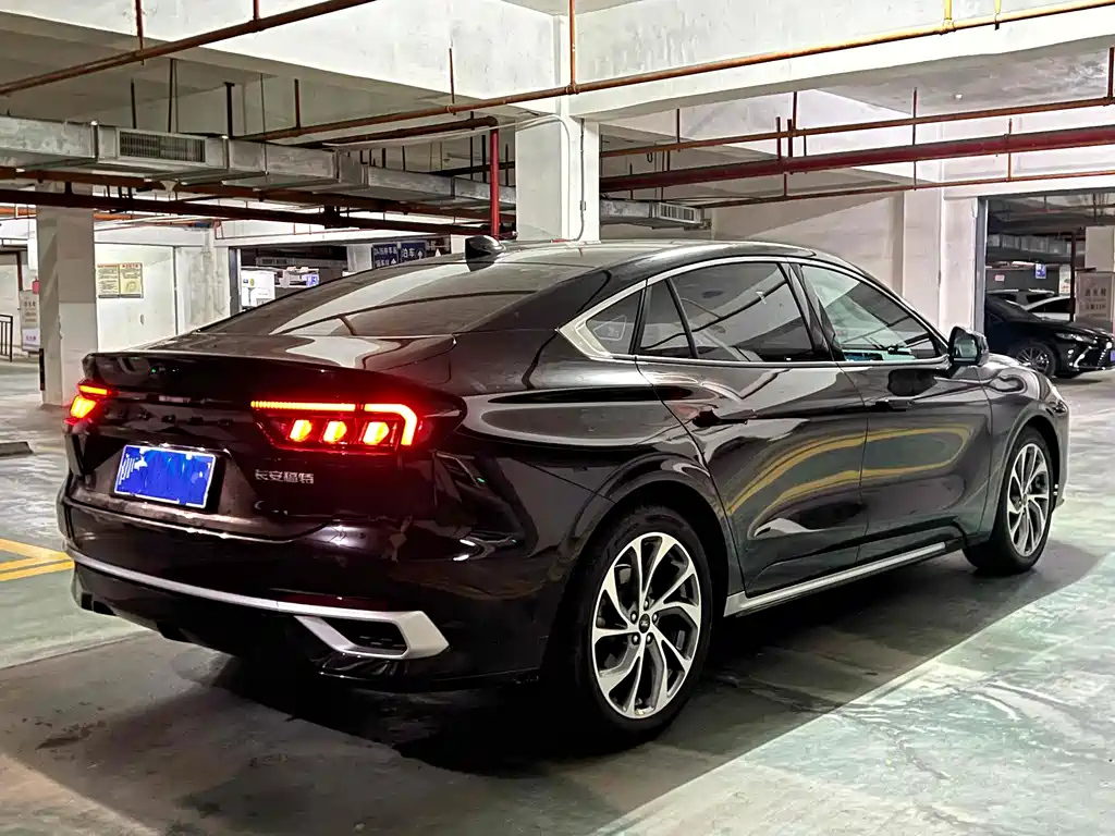 FORD MONDEO 2025