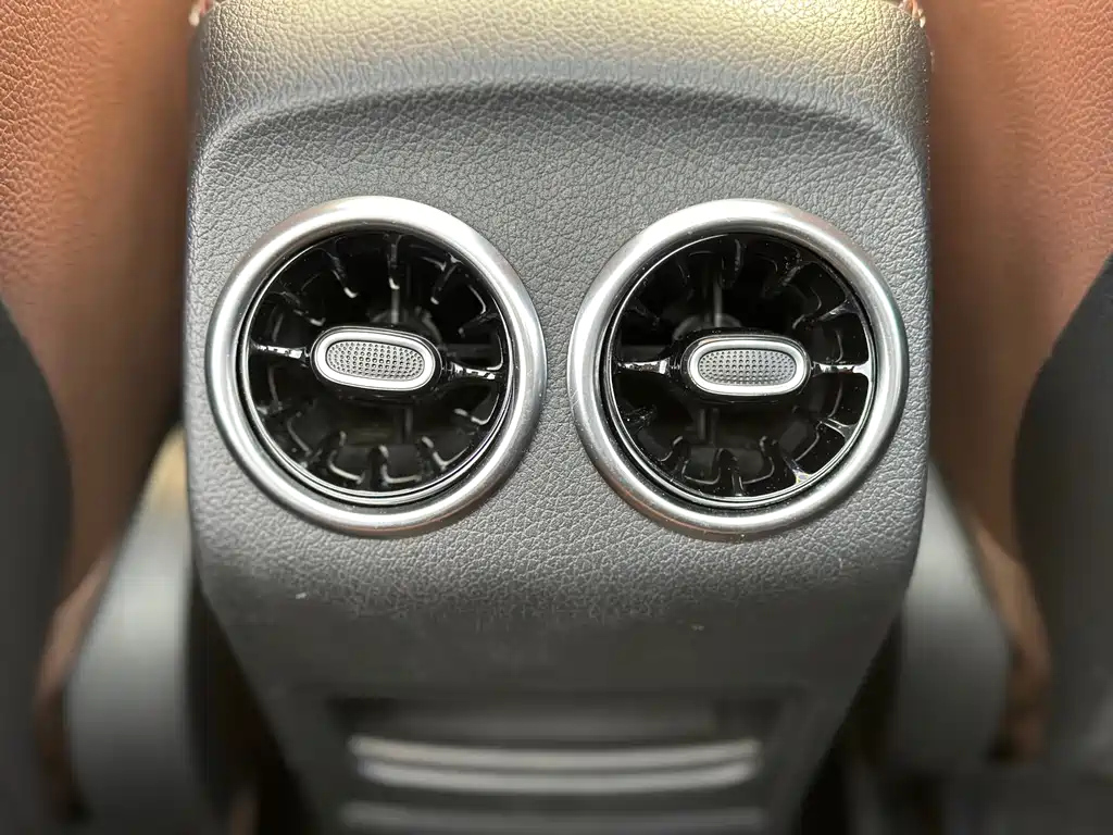 MERCEDES BENZ GLB 2022