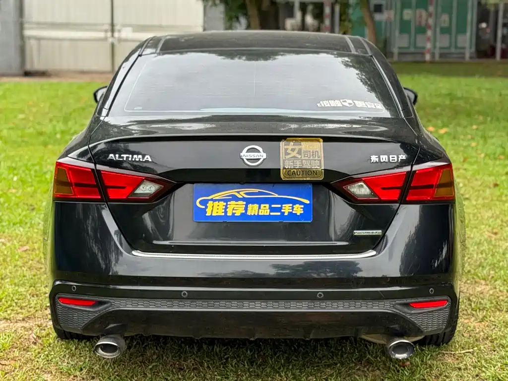 NISSAN TEANA 2019