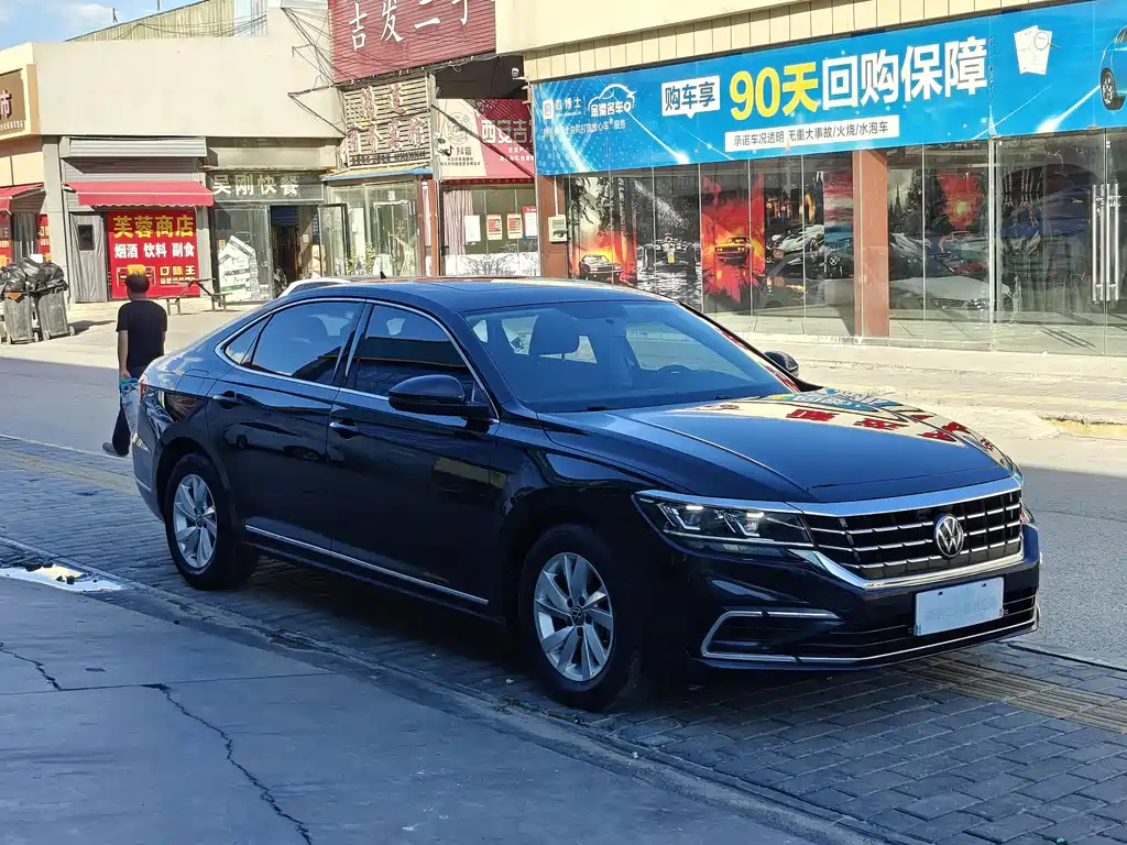 VOLKSWAGEN PASSAT 2021