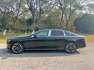 VOLVO S90 2025