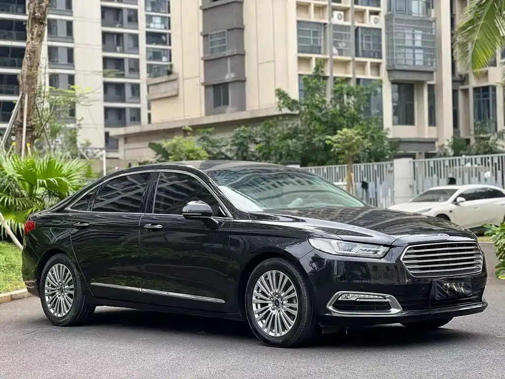 FORD TAURUS 2016