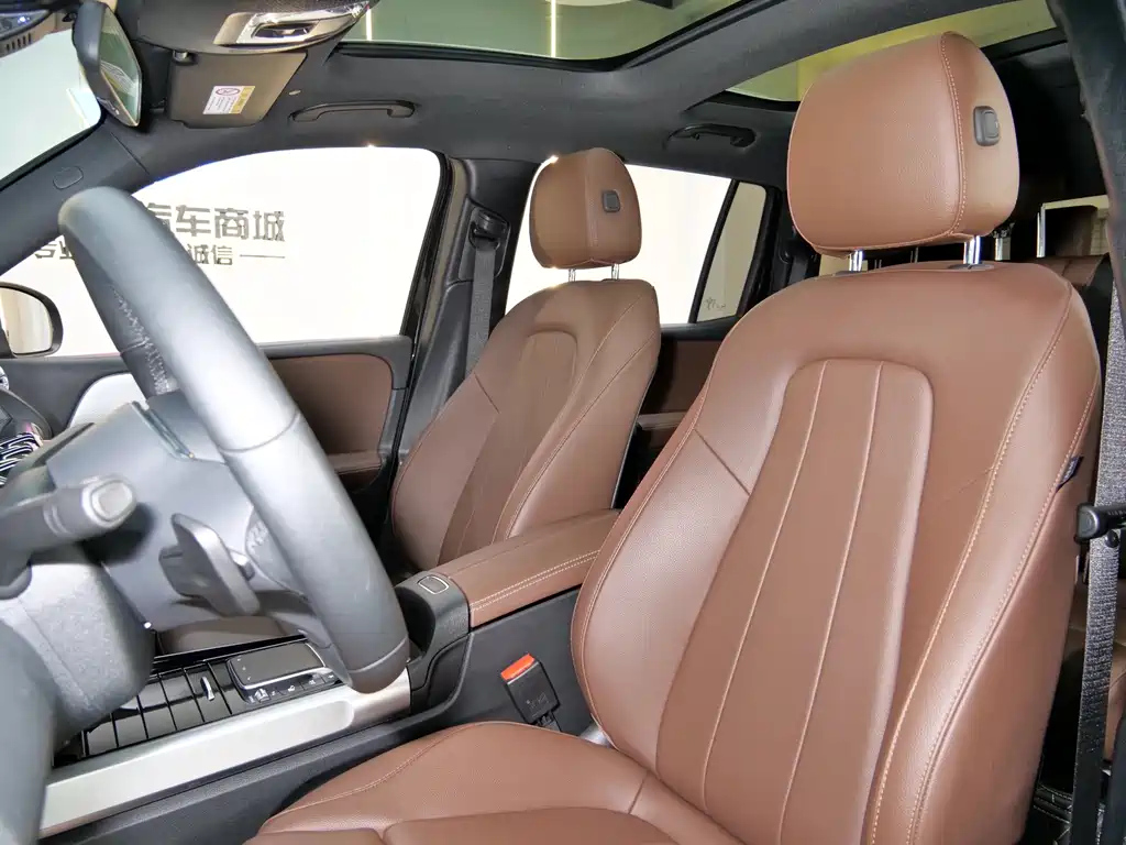 MERCEDES BENZ GLB 2022