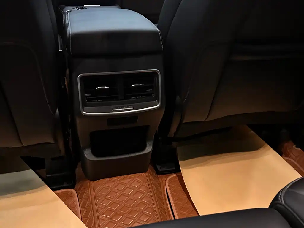 FORD EDGE 2021