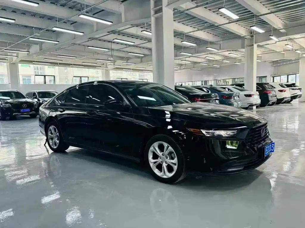 HONDA ACCORD 2025