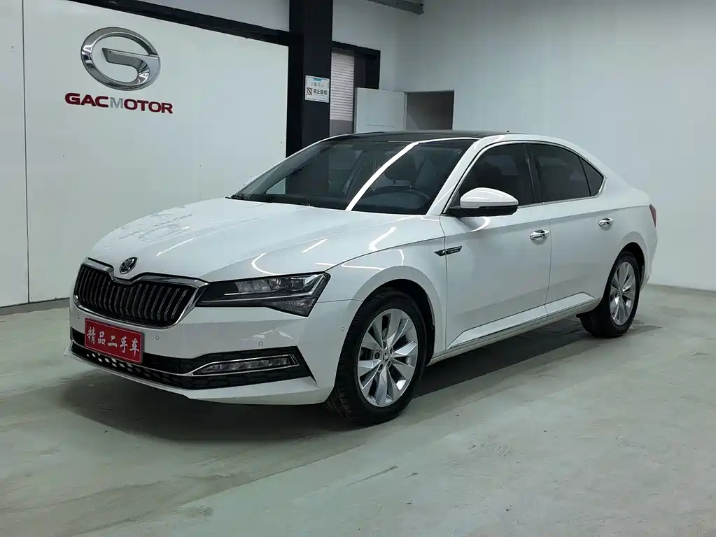 SKODA SUPERB 2022