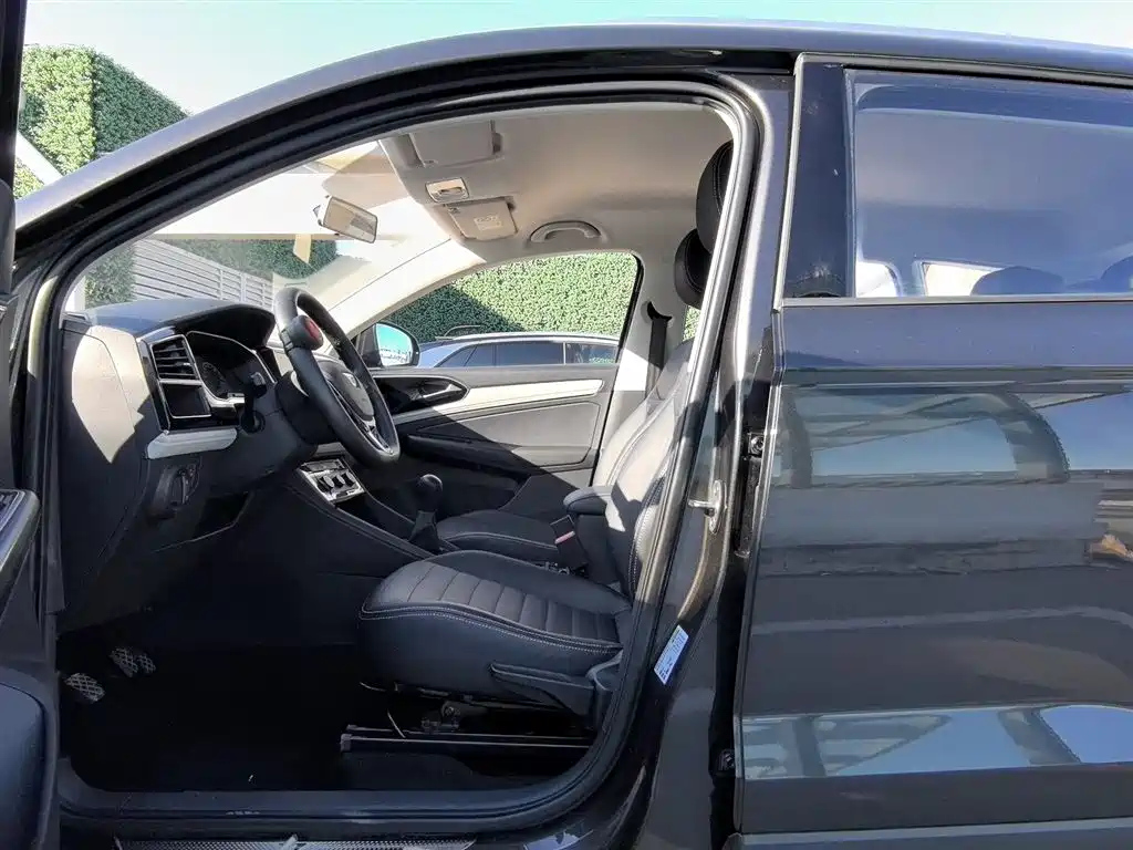 JETTA VS5 2022