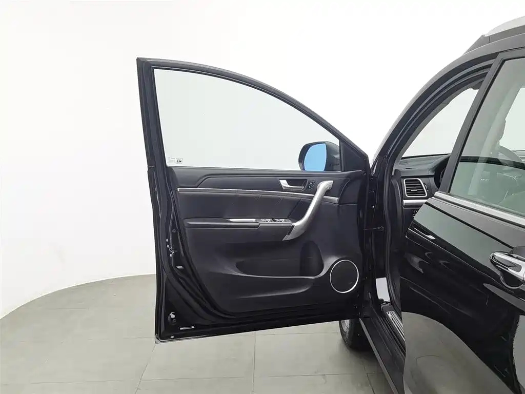 HAVAL M6 2017