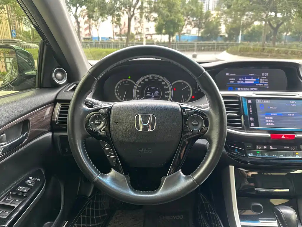 HONDA ACCORD 2018
