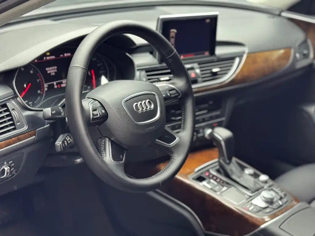 AUDI A6L 2016