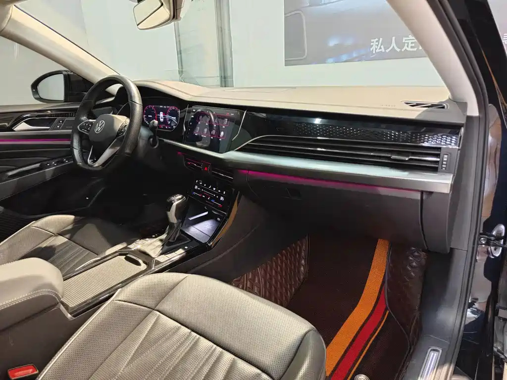 VOLKSWAGEN PASSAT 2022