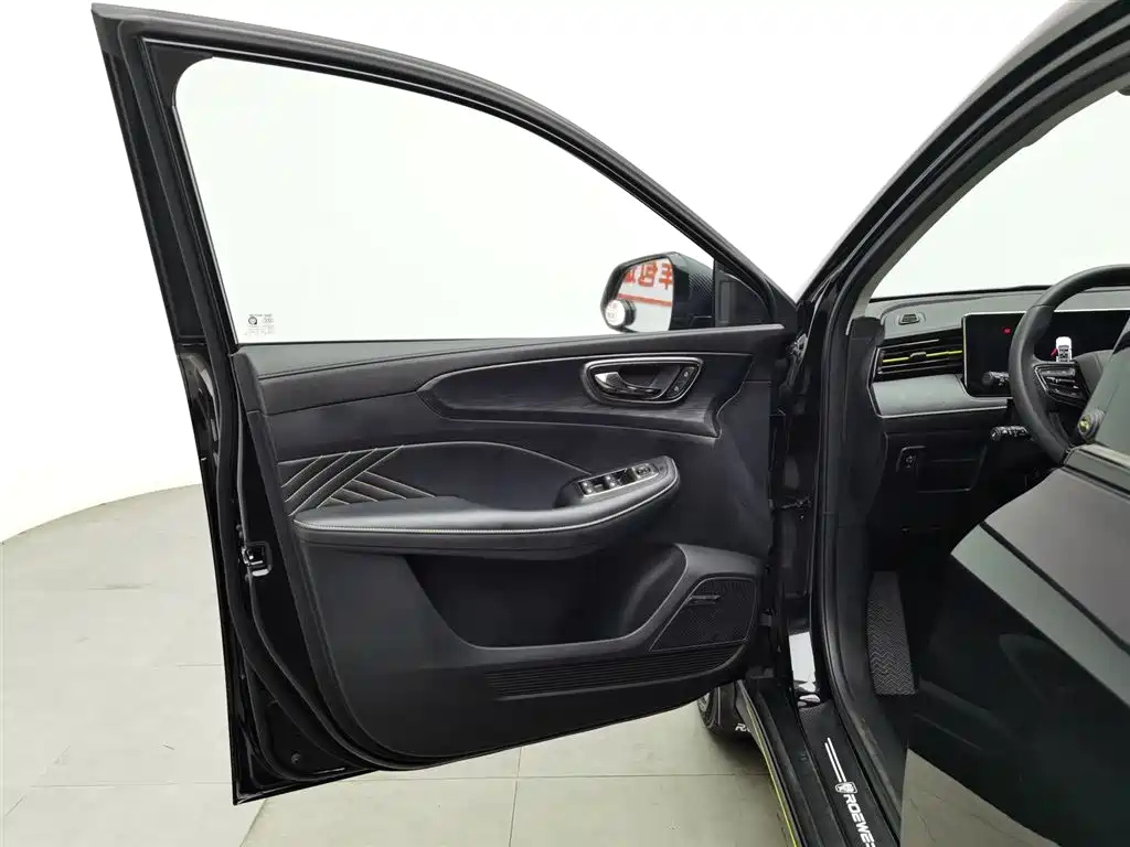 ROEWE RX5 2022