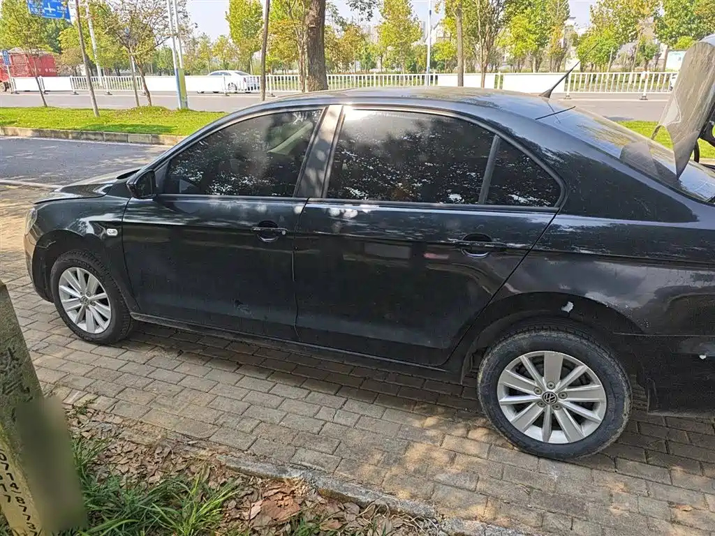 VOLKSWAGEN JETTA 2014