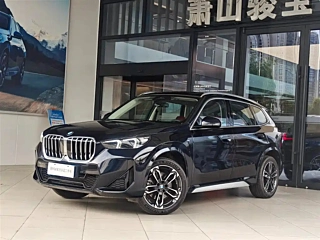 Заказать BMW X1
