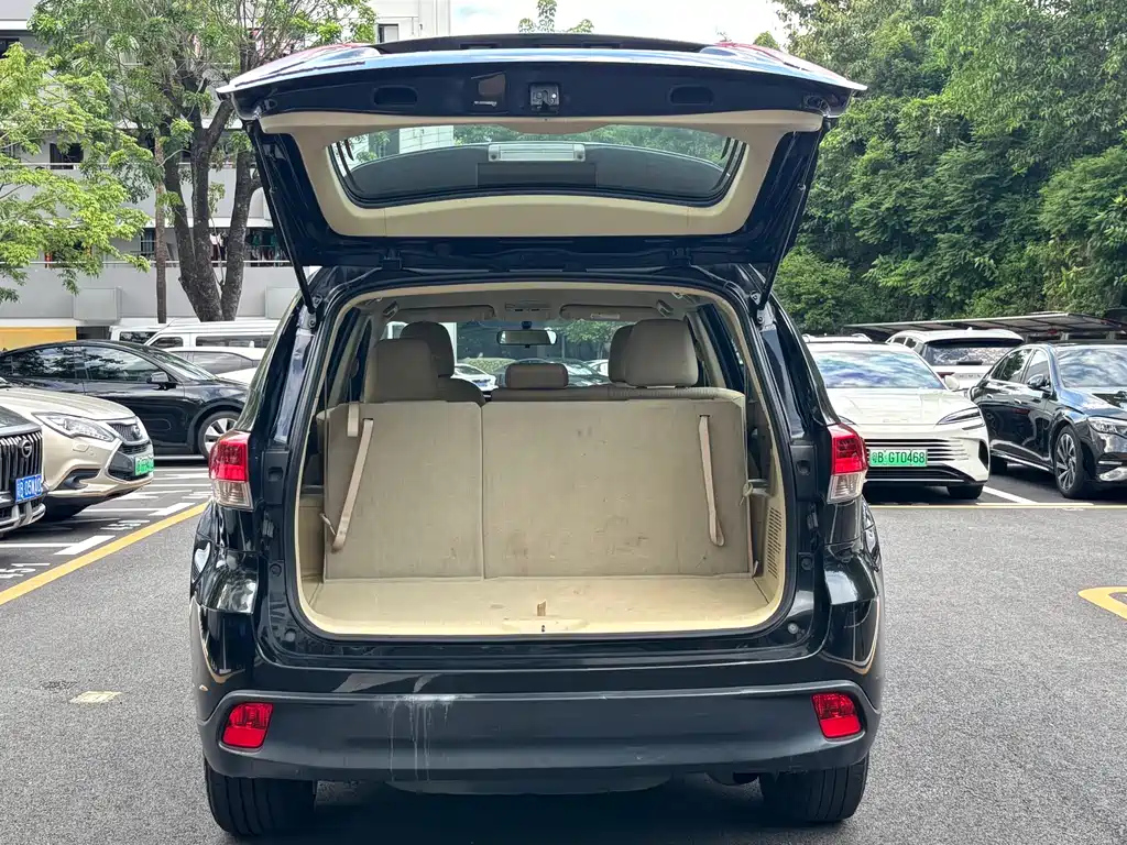 TOYOTA HIGHLANDER 2021