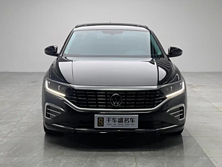 VOLKSWAGEN PASSAT 2023